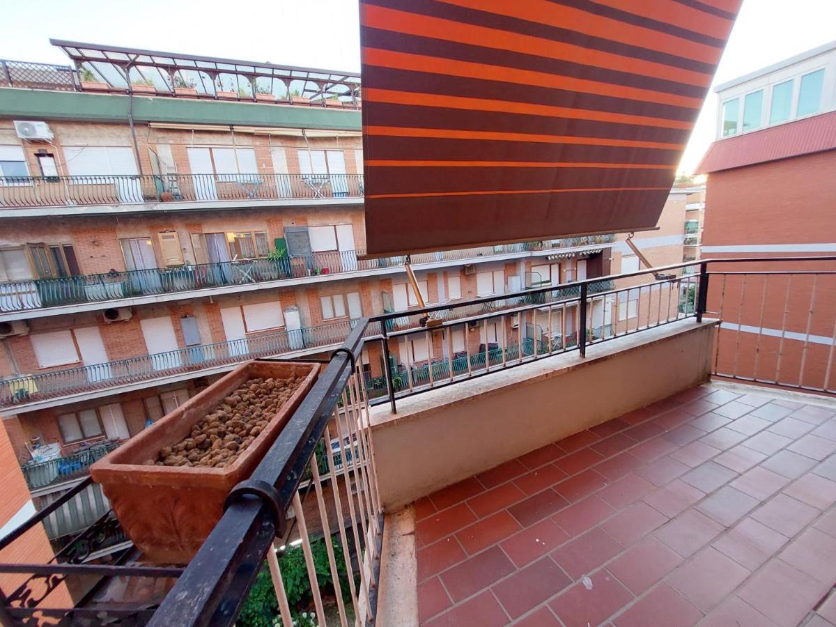 12Min Da Roma Centro Stanza Grande E Luminosa Hotel Ciampino Exterior photo
